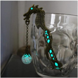 Retro Glow in the Dark Book Mark Dragon Luminous Bookmark, 2Pcs Luminous Bookmark Retro Glowing Metal Dragon Bookmark Dragon Bookmark Vintage Metal Bookmark Glowing Book Markers