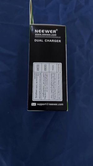 Neewer Dual USB Charger for Sony NP-FZ100 Battery, Compatible with Sony ZV-E1, FX3, FX30, A1, A9 II, A7R V, A7S III, A7 IV, A6600, A7C Cameras, Designed with LCD Display, Versatile Charging Options