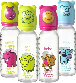 Tommee Tippee Novelty Hood Baby Bottle with Fast Flow Teat, 250Ml, Pack of 1, 6 Months+, Colours and Designs May Vary