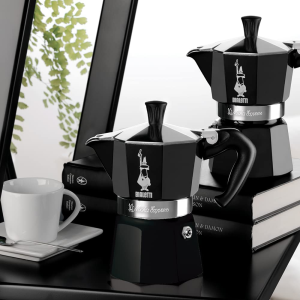 Bialetti 4952 Moka Express Coffee Maker, 3 Cup, Black