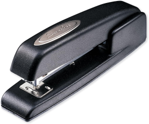 Swingline Stapler, 747 Desktop Stapler, 30 Sheet Capacity, Durable Metal Stapler for Desk, Rio Red (74736)