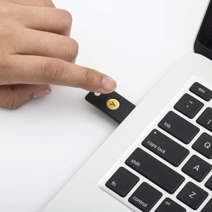 Yubico – Yubikey 5 NFC – Two Factor Authentication USB and NFC Security Key, Fits USB-A Ports and Works with Supported NFC Mobile Devices – Protect Your Online Accounts with More than a Password