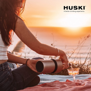 Huski Wine Cooler | Premium Iceless Wine Chiller | Keeps Wine Cold up to 6 Hours | Award Winning Design | New Wine Accessory | Fits Some Champagne Bottles | Perfect Gift for Wine Lovers (Champagne)