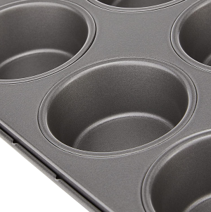 Wiltshire Two Toned 12 Cup Muffin Pan, Pink