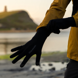 SEALSKINZ Unisex Waterproof All Weather Ultra Grip Knitted Glove