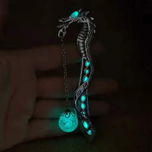 Retro Glow in the Dark Book Mark Dragon Luminous Bookmark, 2Pcs Luminous Bookmark Retro Glowing Metal Dragon Bookmark Dragon Bookmark Vintage Metal Bookmark Glowing Book Markers