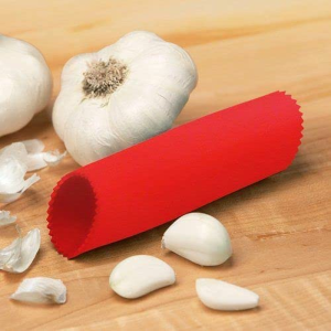 Zyliss Garlic Peeler, Red