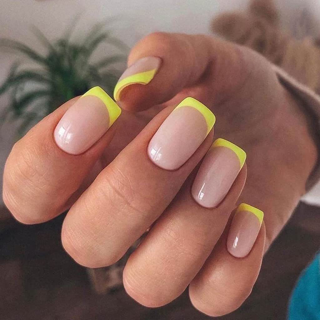 modern twist on the classic: Yellow French tips!! : r/Nails