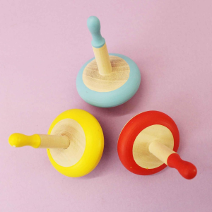 Shumee Wooden Spin Tops (3 Years+) – Curiosity & Fine Motor Skills (3 Pieces)