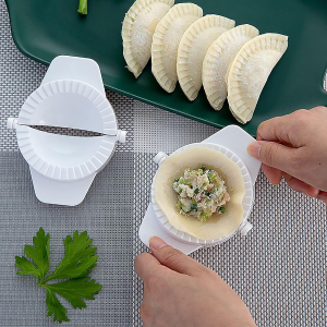 Emousport 4Pcs/Set Press Ravioli Dough Pastry Pie Dumpling Maker Gyoza Mold Mould Tool 4 Size Easy Eco Friendly Dumpling Mould