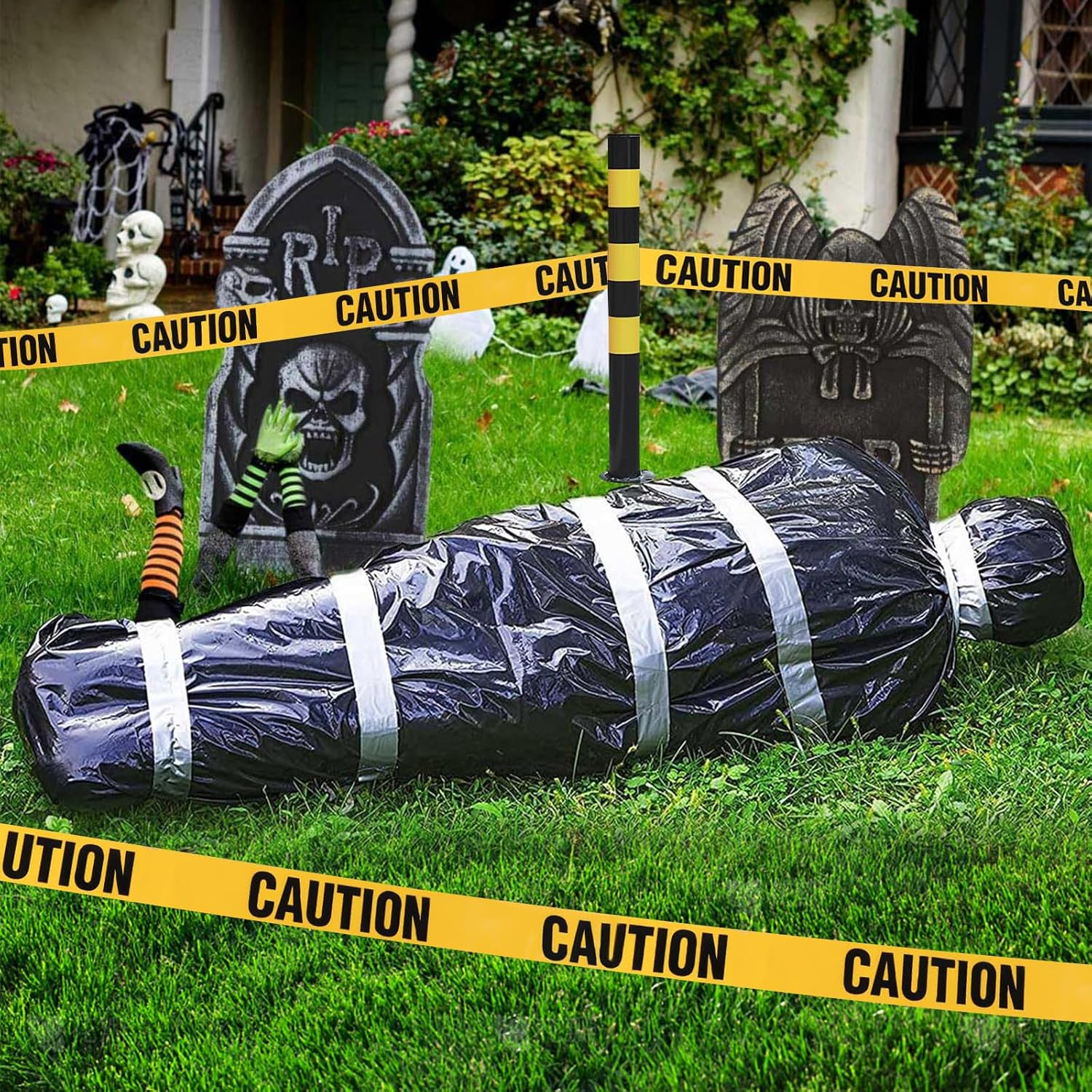 ​Halloween Decorations Outdoor Hanging Corpse Dead Victim Props, Creepy Haunted House Decor Set, Scary Fake Corpse in Bag Halloween Yard Haunted House Party Decor(Requires Assembly) (Black)